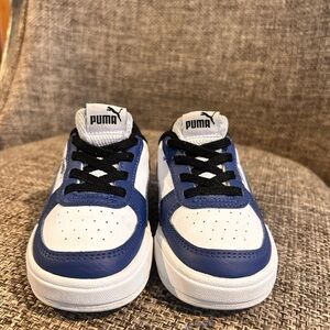 Puma Kids Navy and White Sneakers